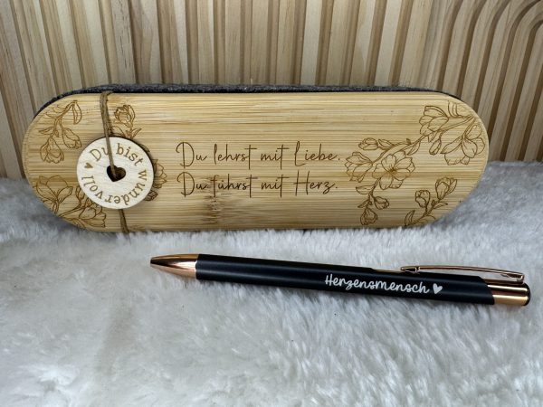 Stiftetui mit Stift