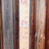 Personalisierte Kindermesslatte aus Holz – mit deinem Wunschmotiv