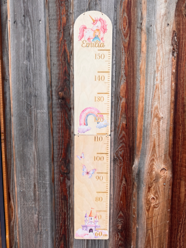 Personalisierte Kindermesslatte aus Holz – mit deinem Wunschmotiv